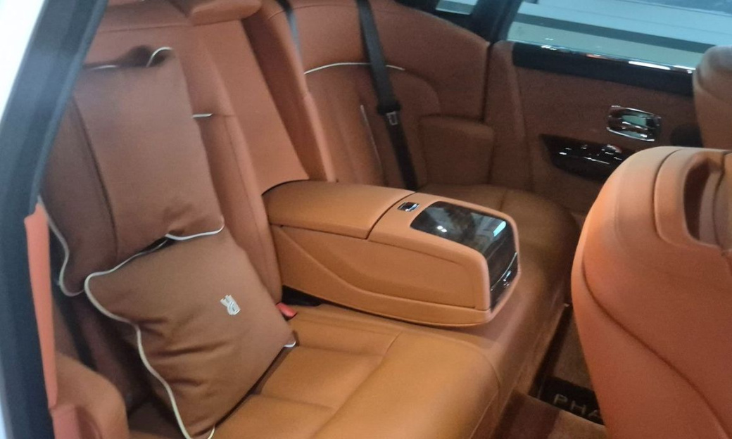 Rolls-Royce Phantom 6.7 V12, 2025