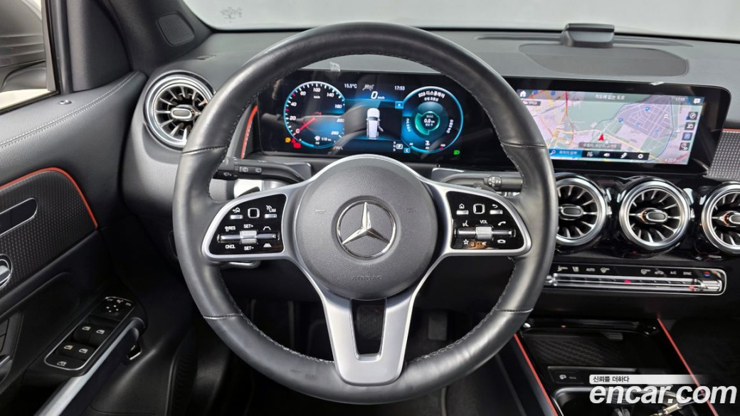 Mercedes-Benz GLB-Class GLB220, 2021