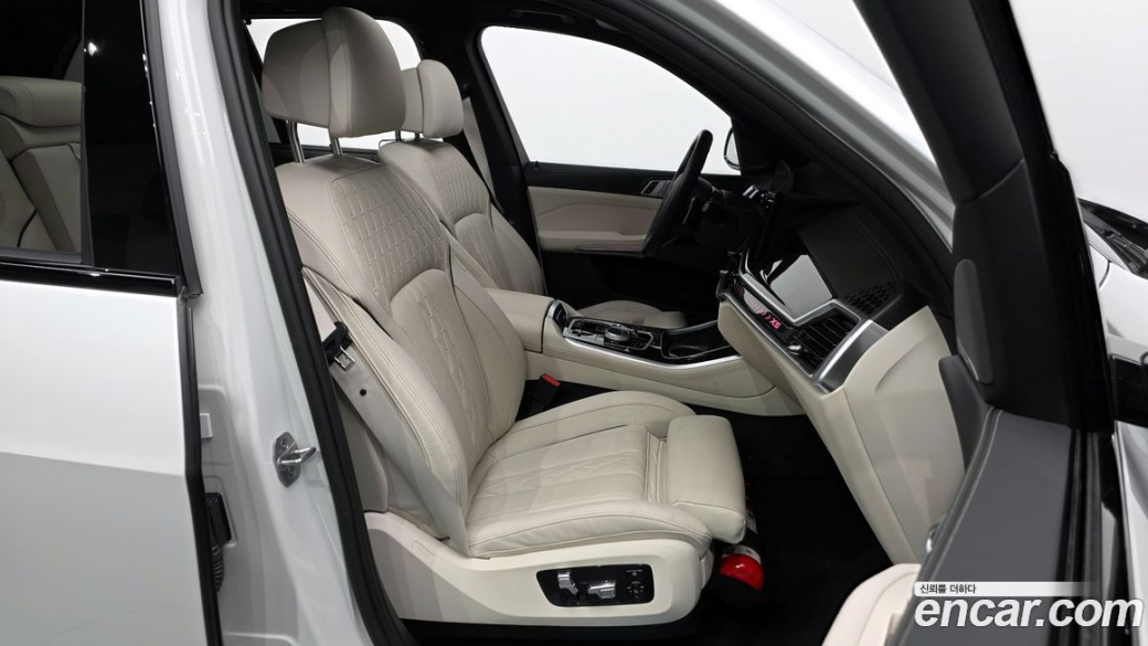 BMW X5 xDrive 30d M Sport, 2025