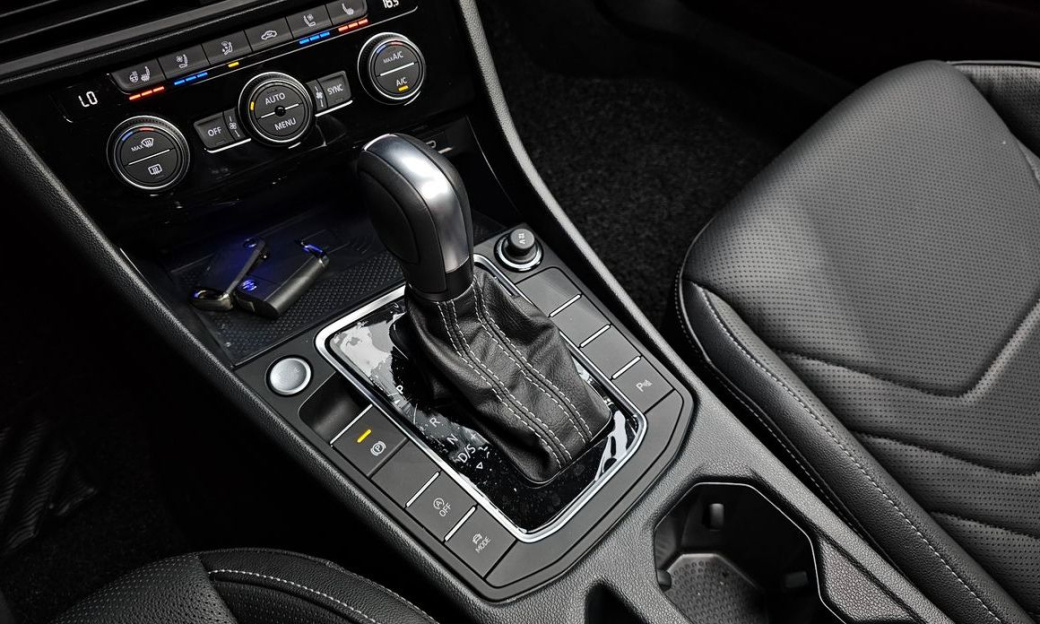 Volkswagen Jetta 1.4 TSI Prestige, 2021