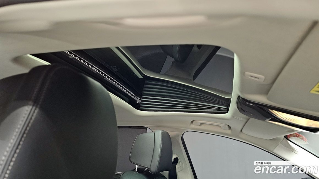 BMW 5-Series 530i Luxury, 2023