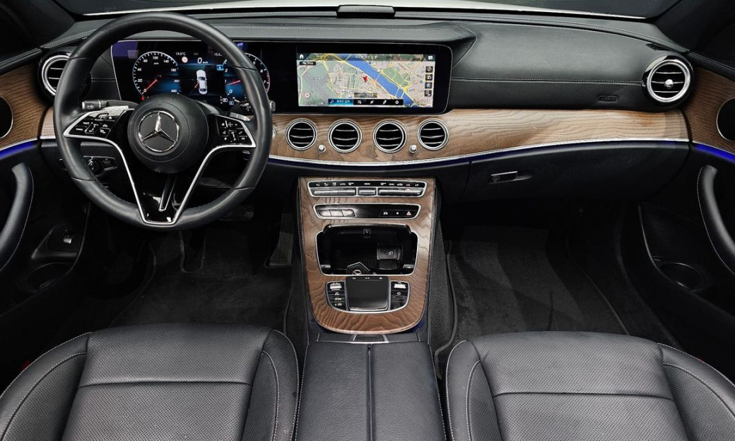 Mercedes-Benz E-Class E250 Exclusive, 2022