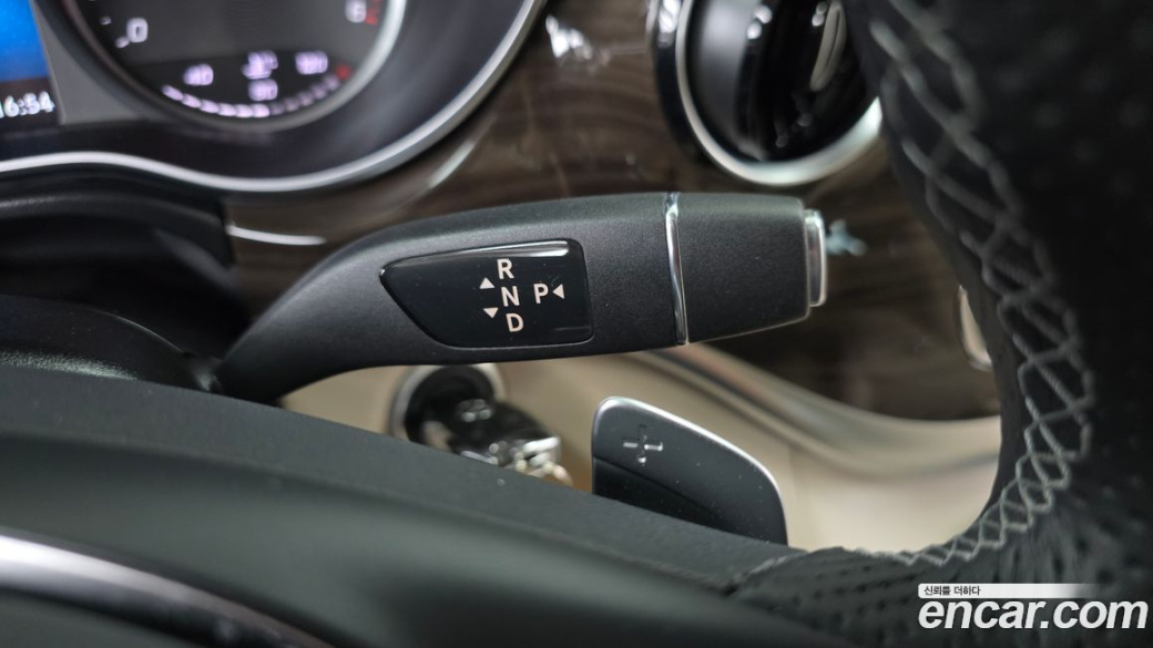 Mercedes-Benz V-Class V300 CDI, 2023