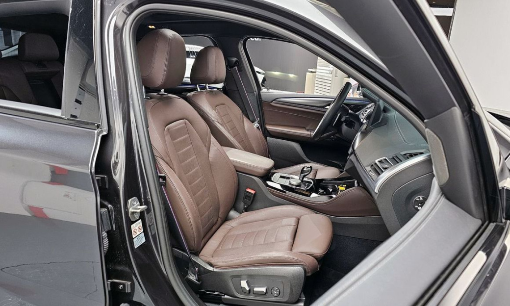 BMW X4 xDrive20i M Sports Pro, 2023