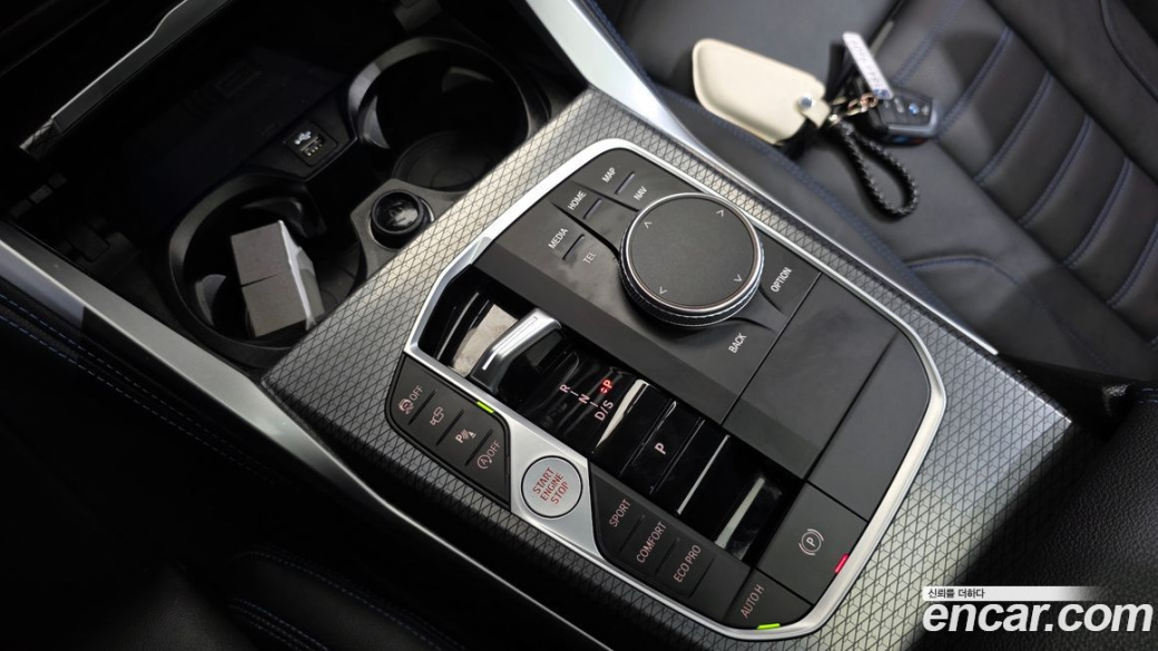 BMW 2-Series M240i xDrive Coupe, 2023