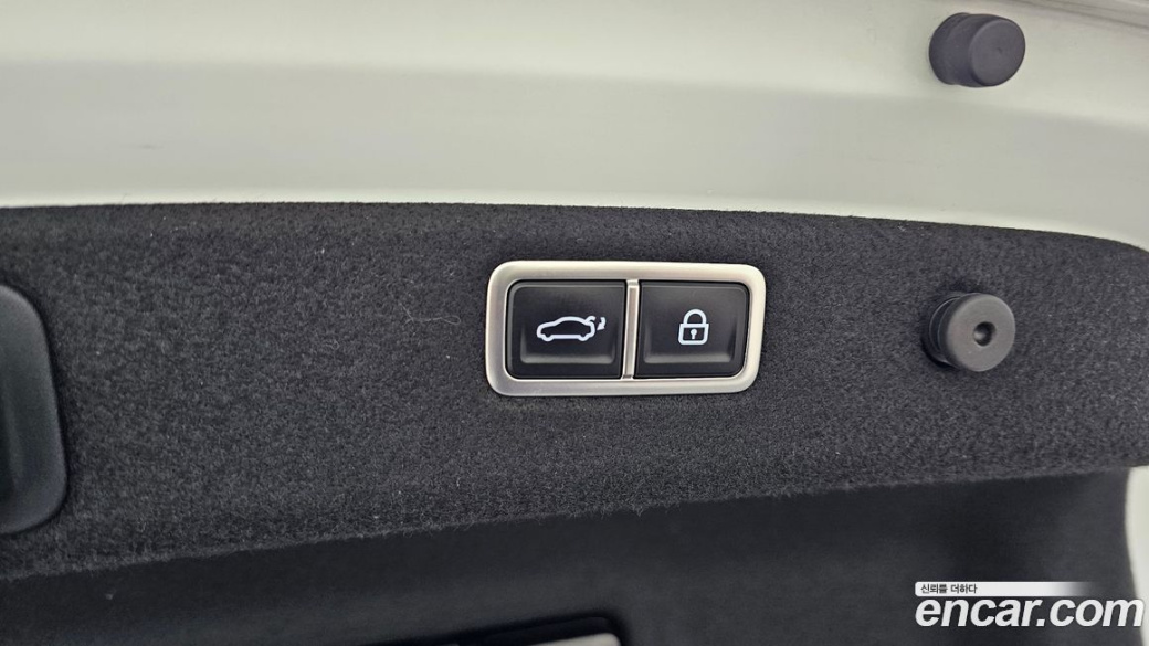 Genesis G70 Gasoline 2.0T 4WD, 2022