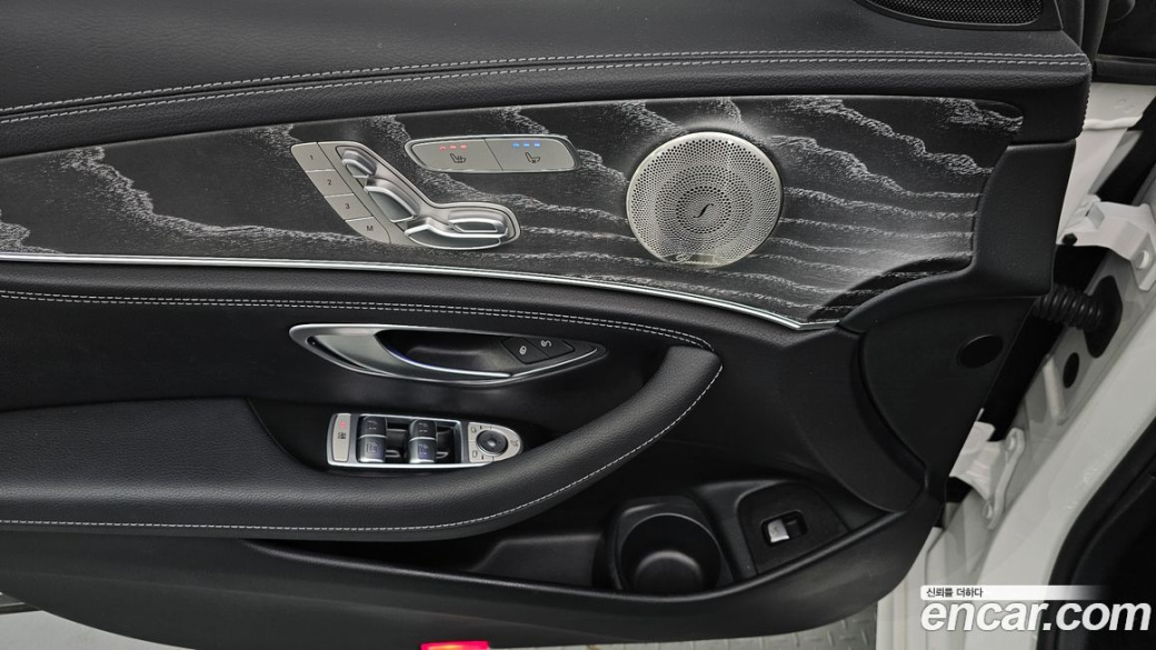 Mercedes-Benz E-Class E350 4MATIC AMG Line, 2022