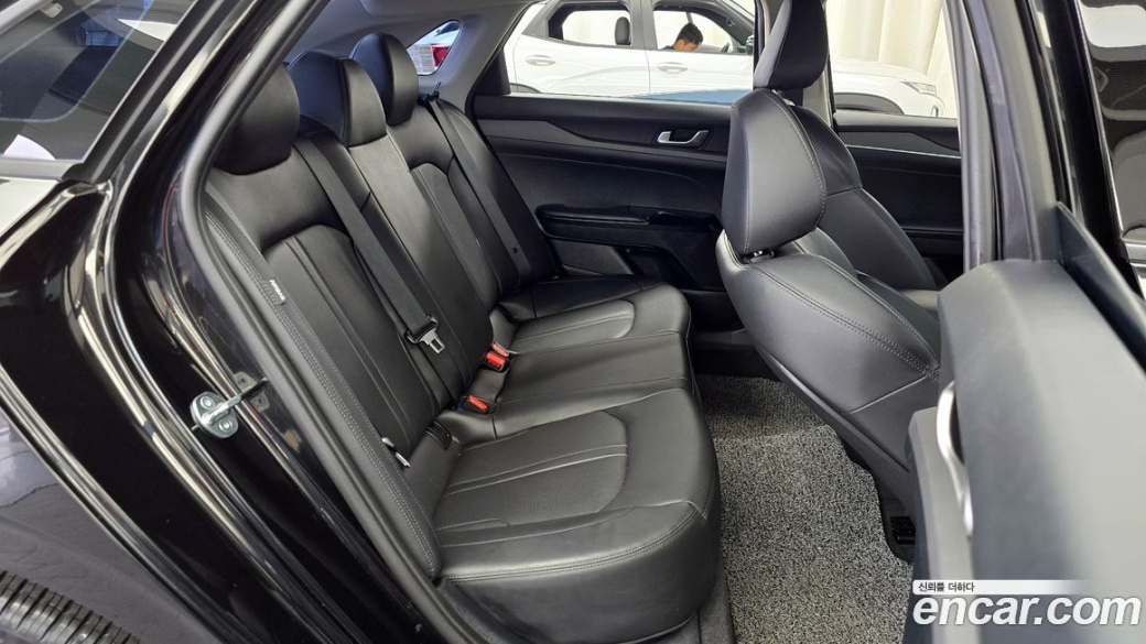 Kia K5 2.0, 2023