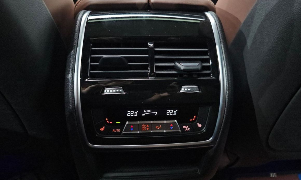 BMW X6 xDrive40i M Sport, 2025