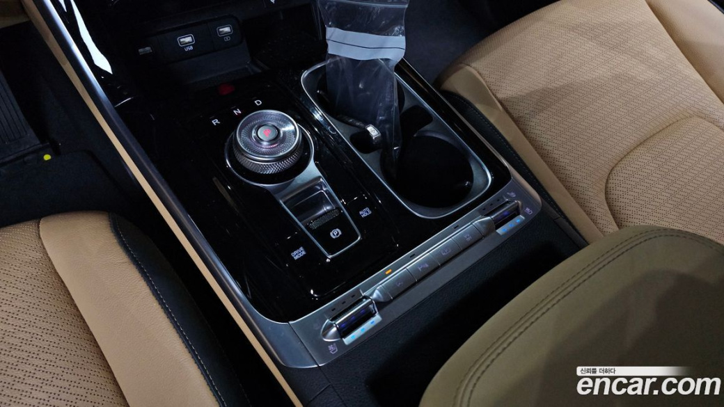 Kia Carnival 7-Seater Noblesse, 2023