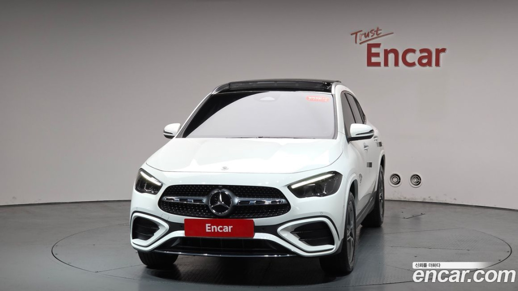 Mercedes-Benz GLA-Class GLA250 4MATIC, 2025