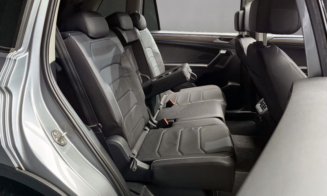 Volkswagen Tiguan 2.0 TSI Prestige, 2023