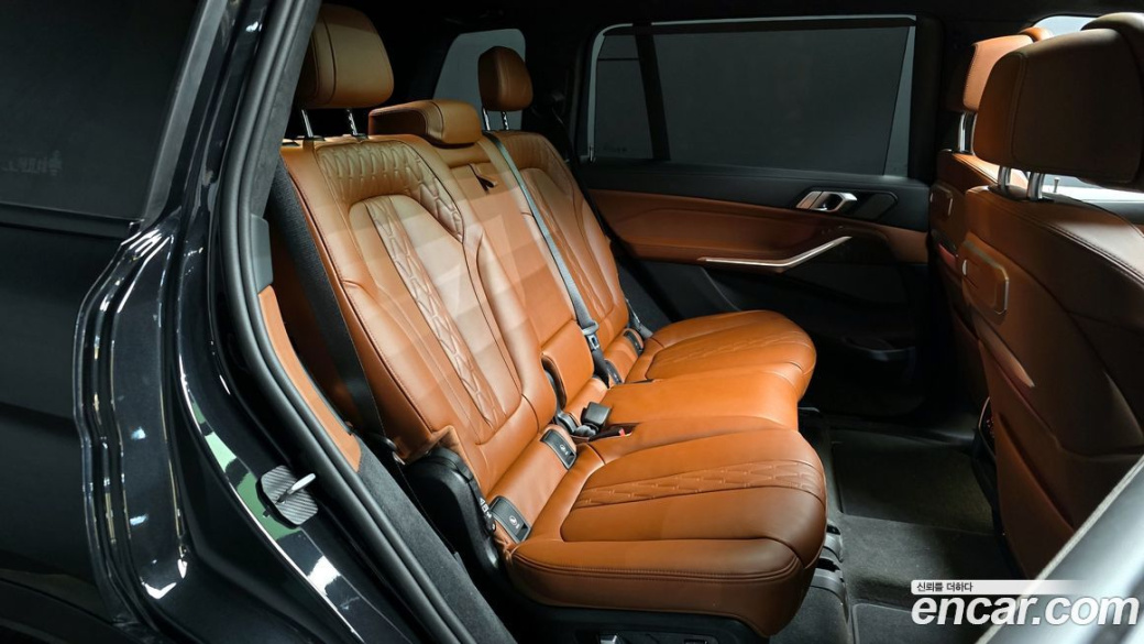BMW X7 xDrive 40i M Sport 7STR, 2025