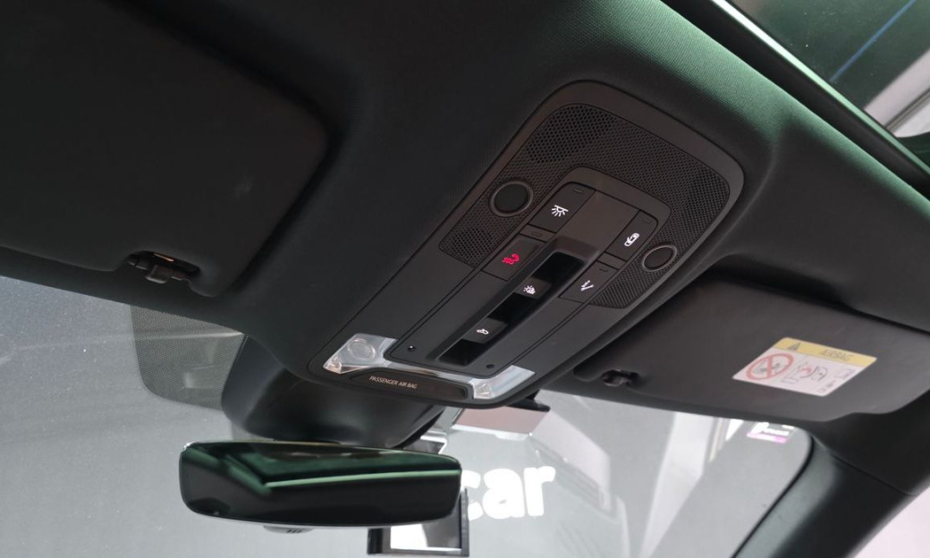 Audi Q3 35 TDI Premium, 2025
