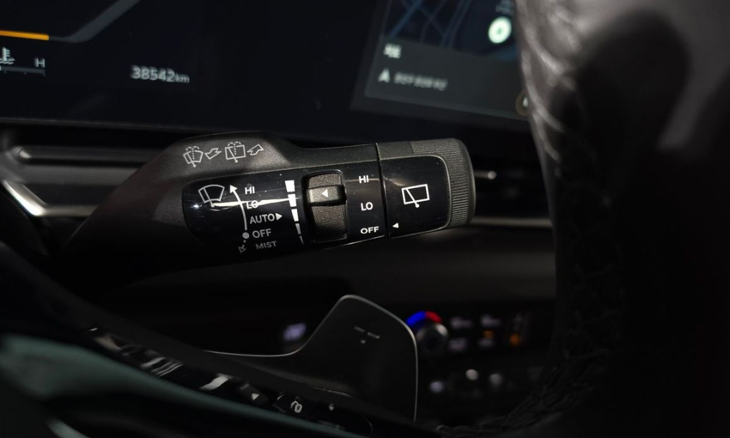 Kia Carnival 9-Seater Noblesse, 2024