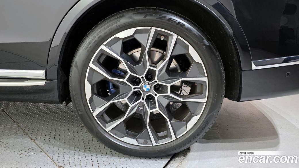 BMW X7 xDrive 40i M Sport 6STR, 2025