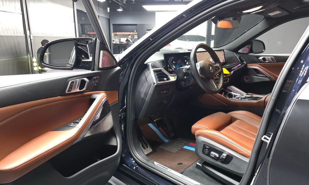 BMW X6 M60i, 2024