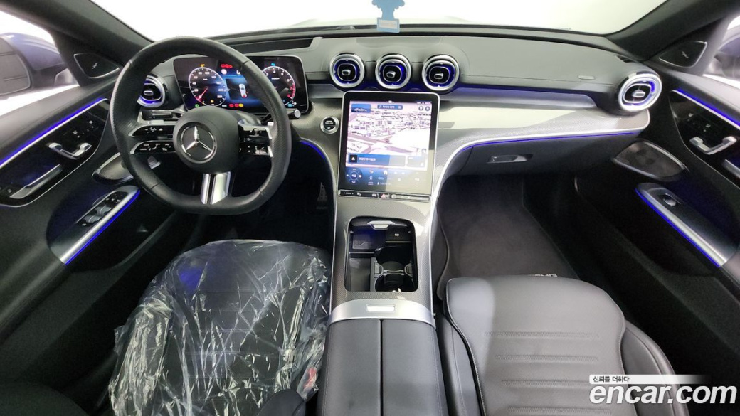 Mercedes-Benz C-Class C300 4MATIC AMG Line, 2024