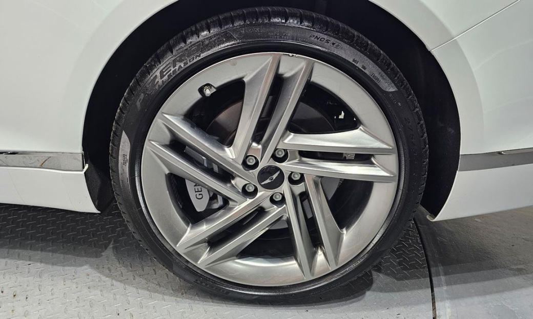 Genesis G80 Gasoline 2.5 Turbo AWD, 2025