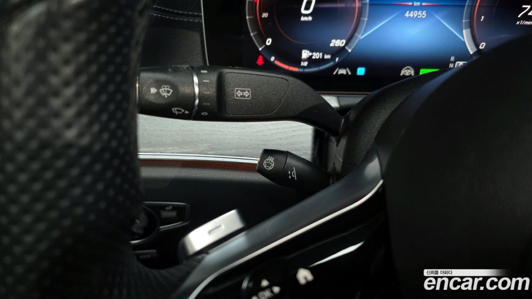 Mercedes-Benz E-Class E350 4MATIC AMG Line, 2022