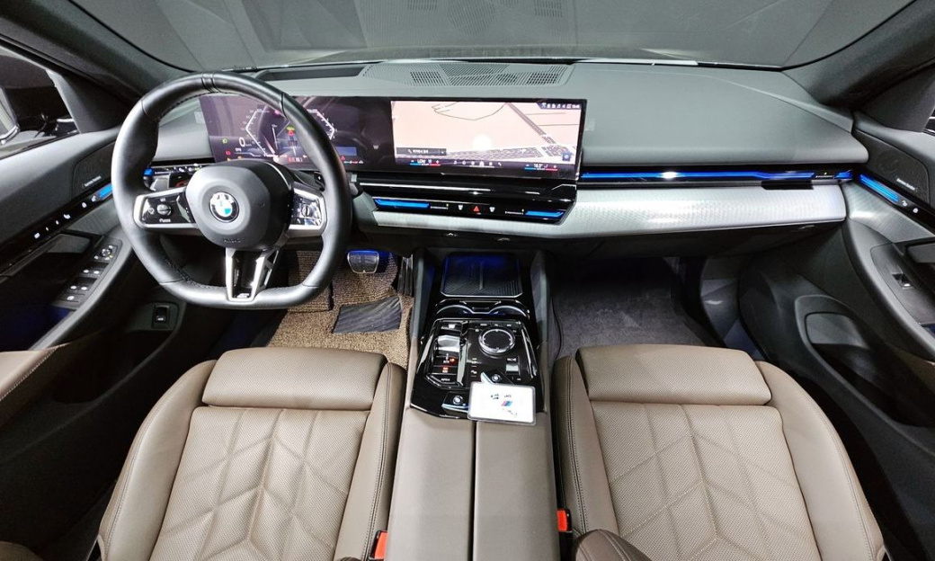 BMW 5-Series 520i M Sport, 2024