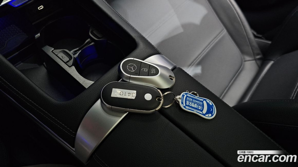Mercedes-Benz C-Class C300 4MATIC Avantgarde, 2023