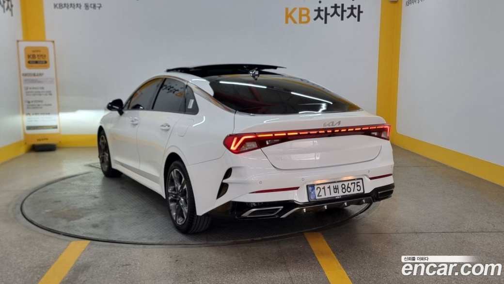 Kia K5 2.0, 2023
