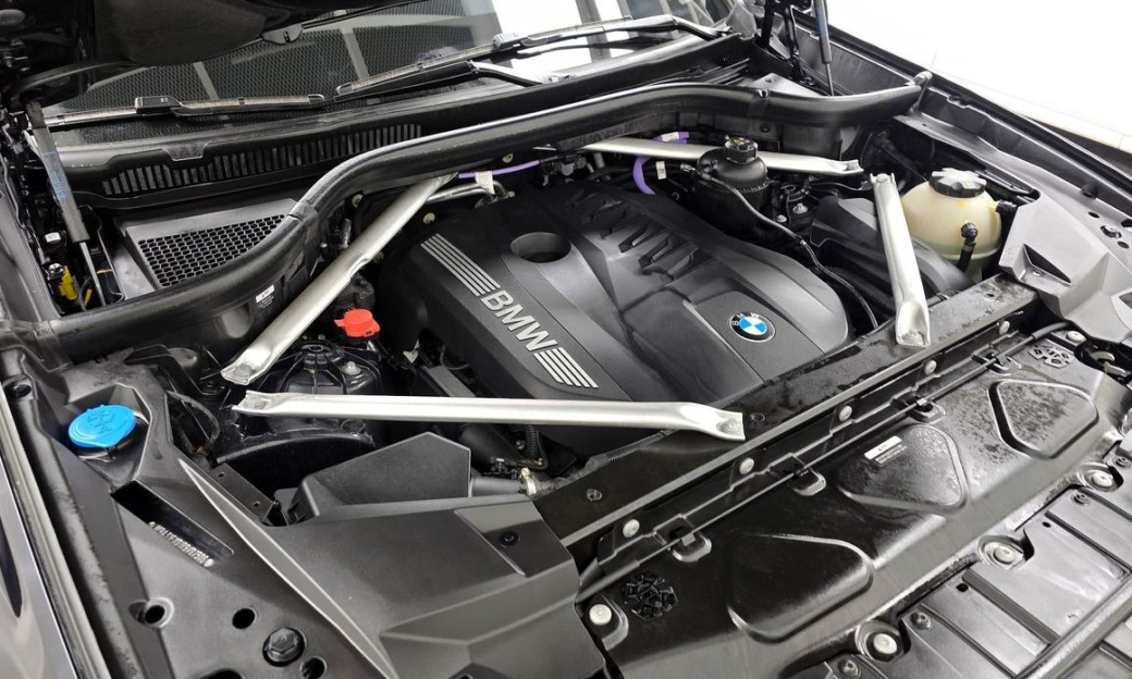 BMW X6 xDrive40i M Sport, 2024