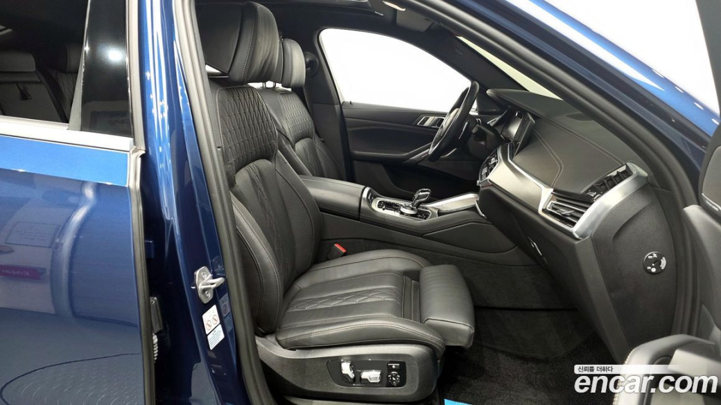 BMW X6 xDrive40i M Sport, 2023