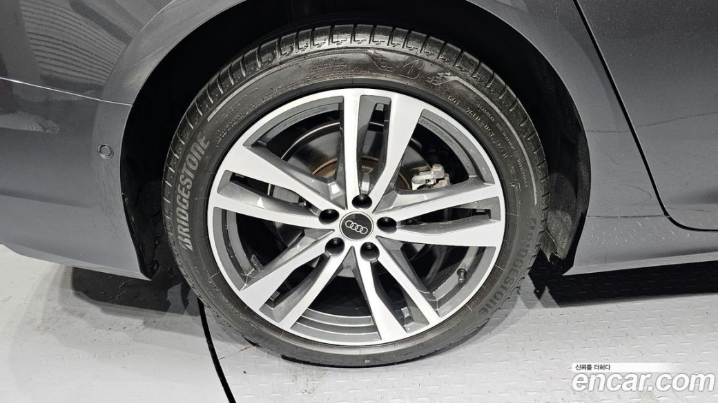 Audi A6 45 TFSI Quattro Premium, 2022