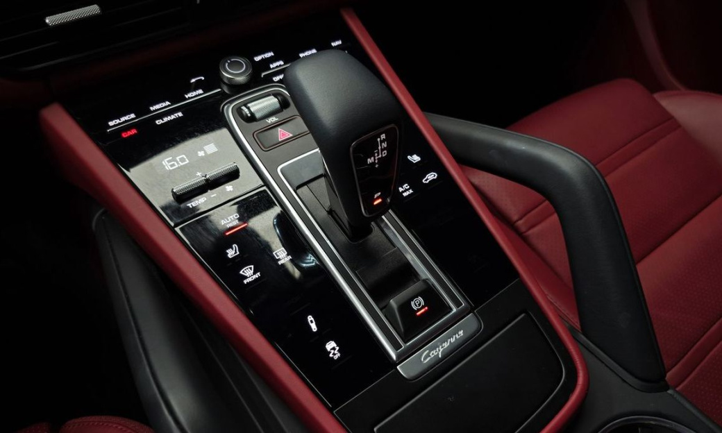Porsche Cayenne 3.0 COUPE PLATINUM EDITION, 2023