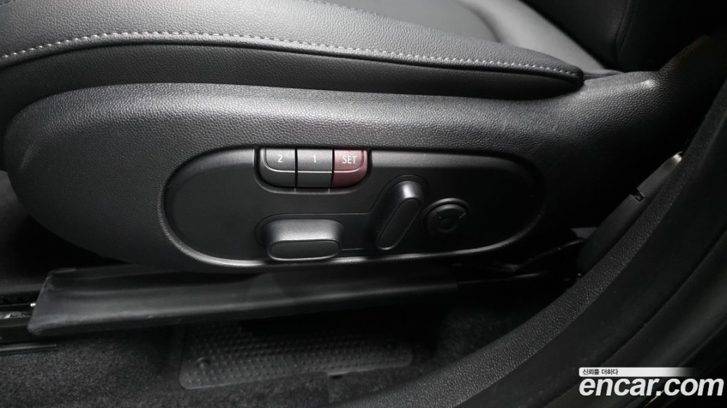 Mini Countryman Classic Plus Launch Pack, 2023