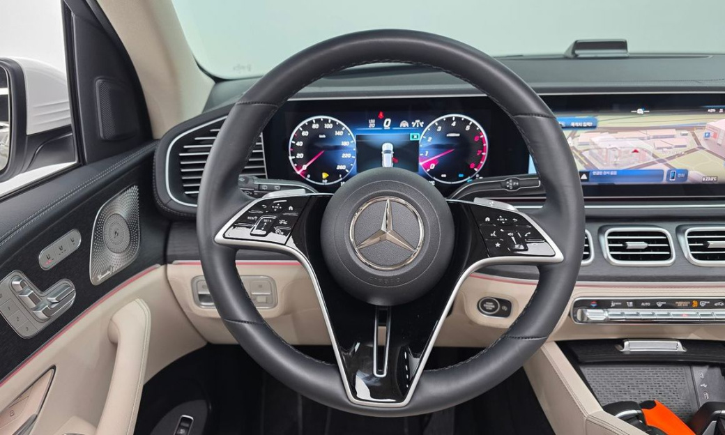 Mercedes-Benz GLE-Class GLE450 4MATIC, 2025