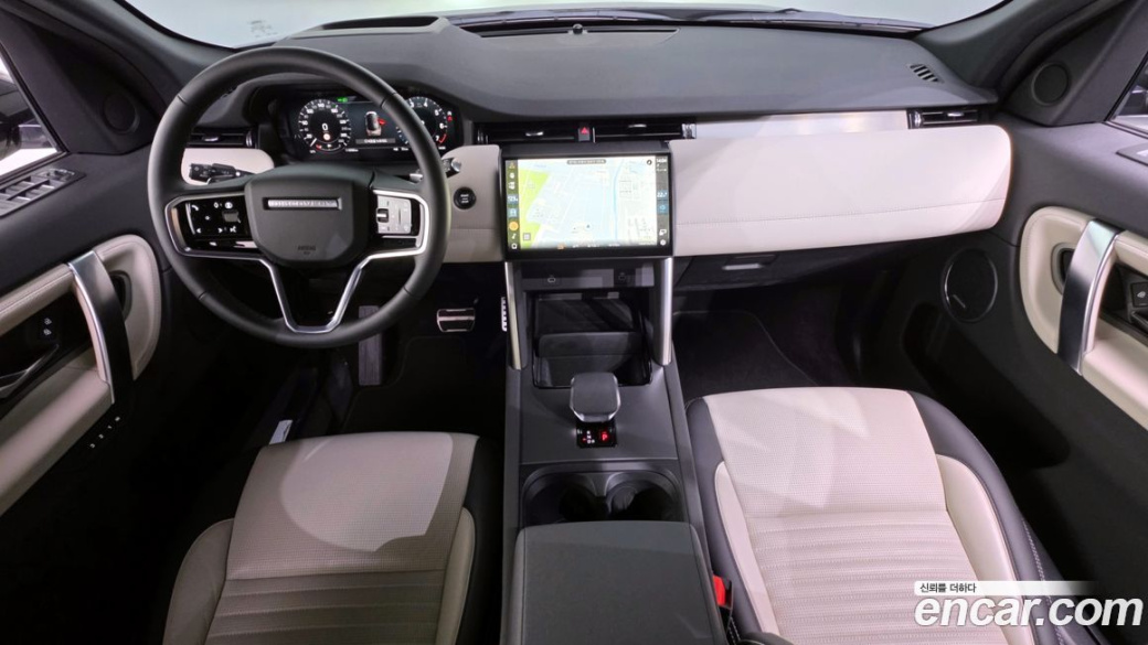 Land Rover Discovery Sport P250 Dynamic SE, 2025