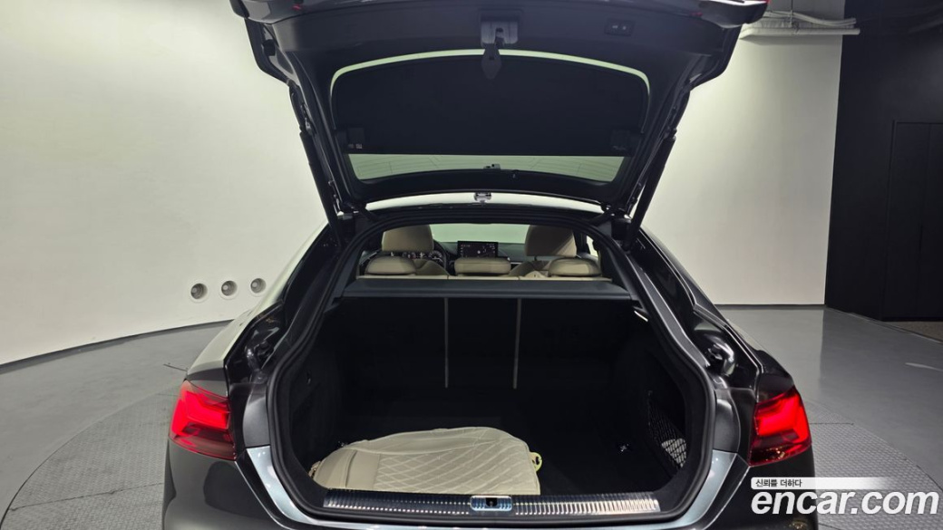 Audi A5 40 TDI Quattro Premium Sportback, 2021