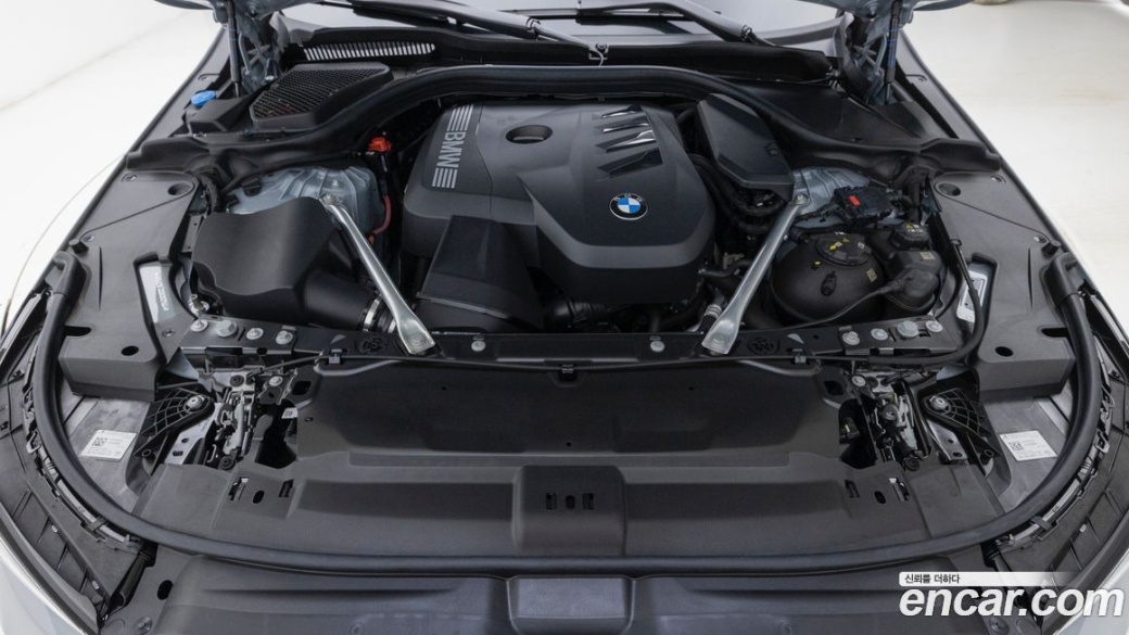 BMW 5-Series 520i M Sport, 2024