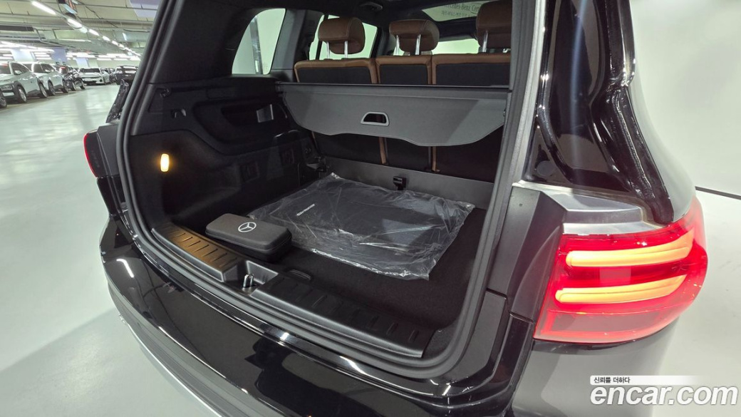 Mercedes-Benz GLB-Class AMG GLB35 4MATIC, 2025