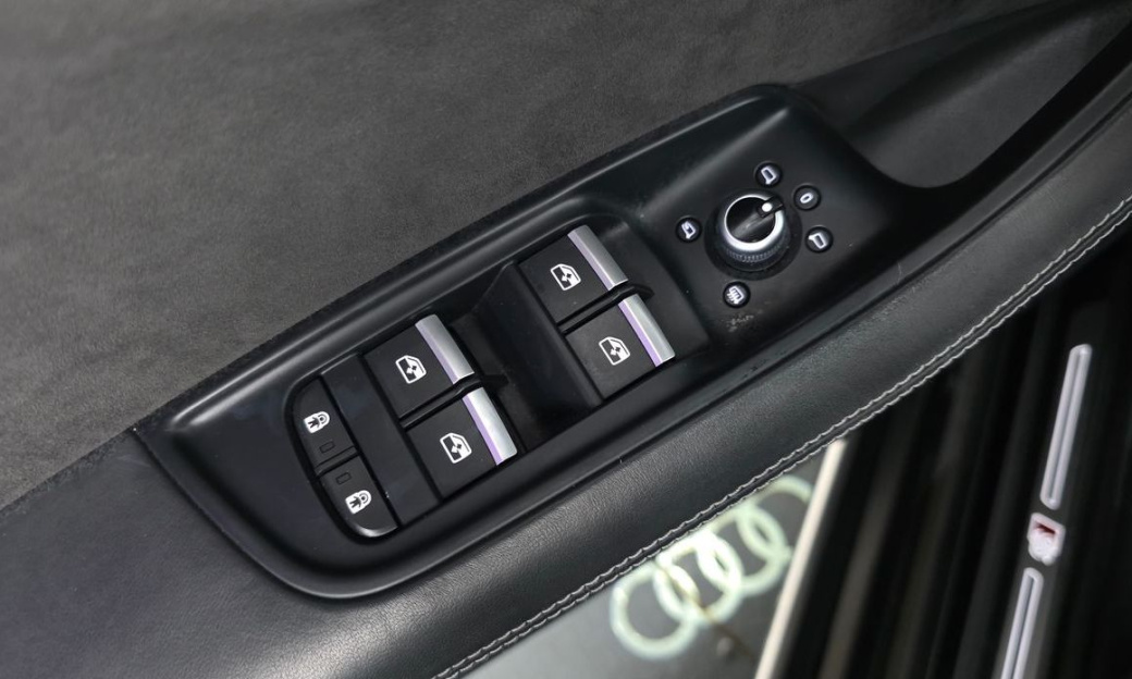 Audi Q7 55 TFSI Quattro Premium, 2022