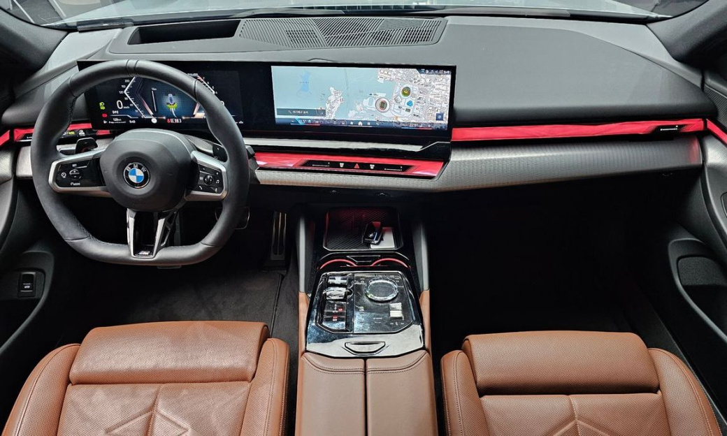 BMW 5-Series 530i xDrive M Sport, 2024