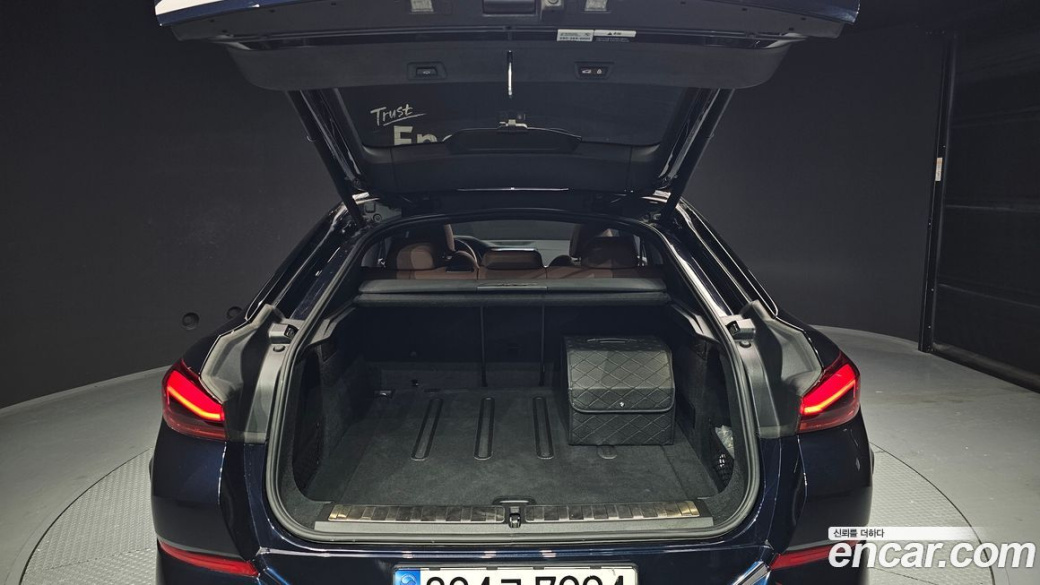BMW X6 xDrive40i M Sport, 2022