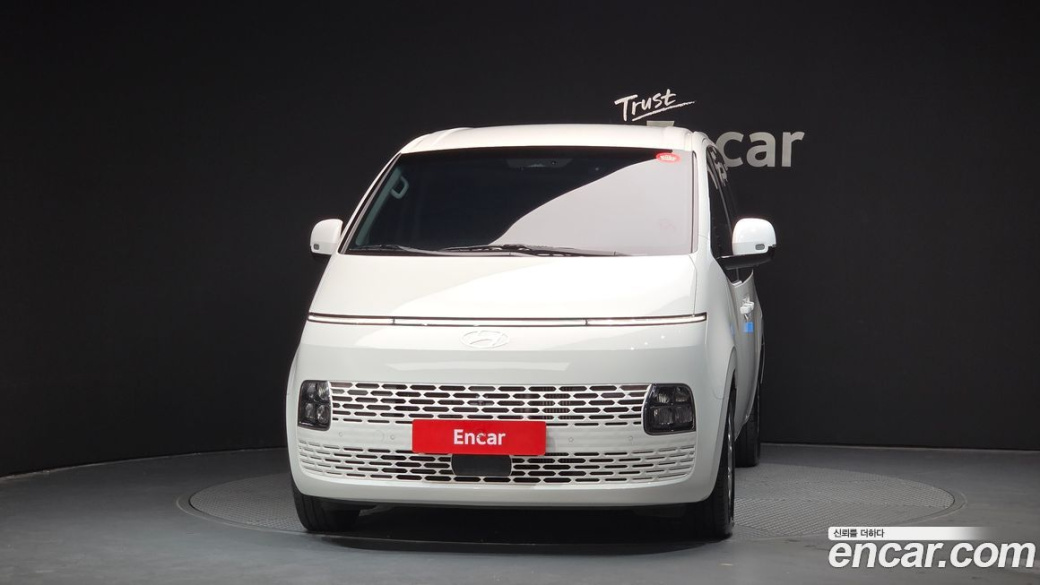 Hyundai Staria Cargo 5-Seater, 2025