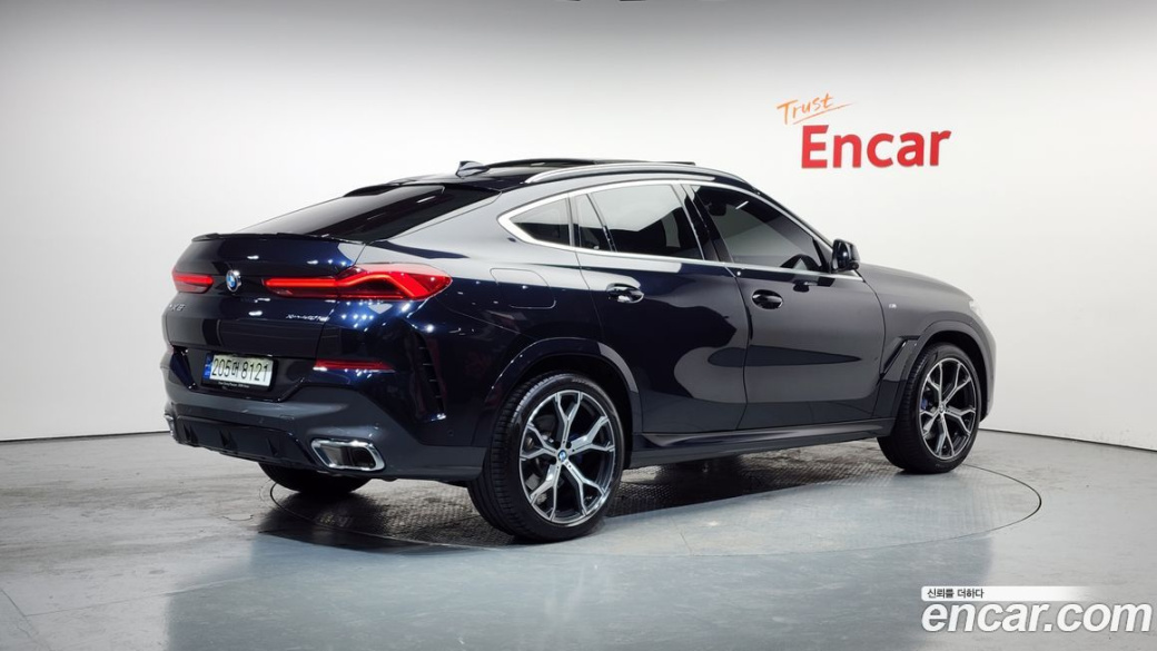 BMW X6 xDrive40i M Sport, 2023