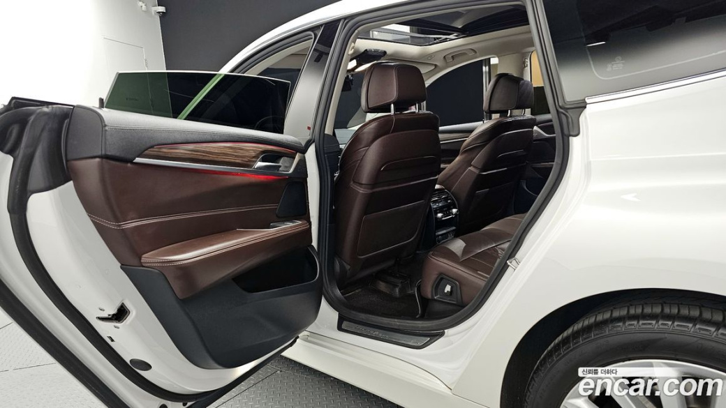 BMW Gran Turismo 620d Luxury, 2022