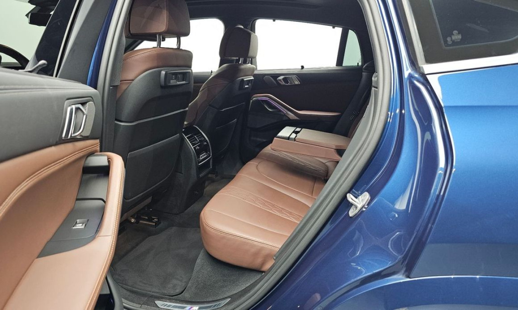 BMW X6 xDrive40i M Sport, 2023