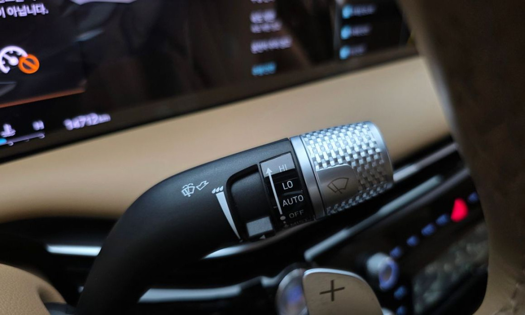 Genesis G80 Gasoline 2.5 Turbo AWD, 2025