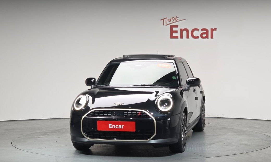 Mini Cooper 5 Door Favoured, 2025