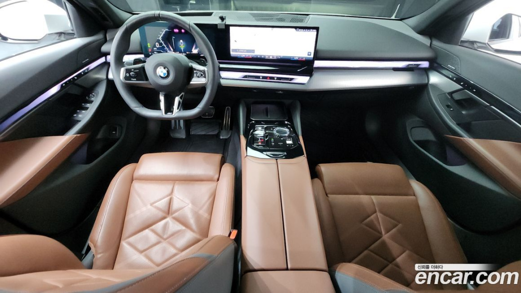 BMW 5-Series 530i xDrive M Sport, 2024