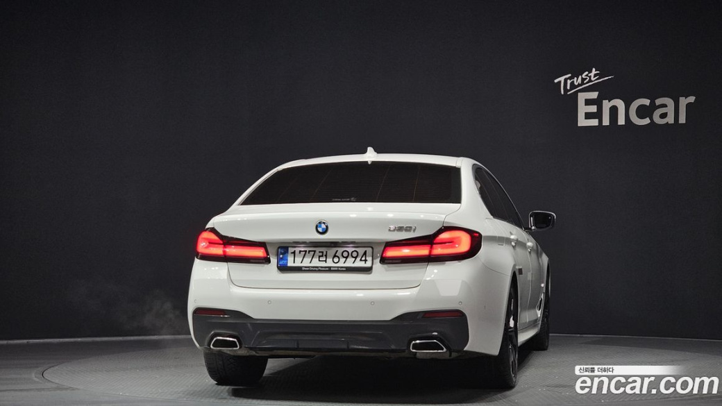 BMW 5-Series 530i M Sport Package, 2023