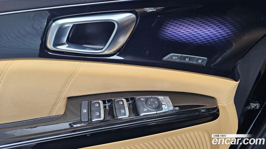 Kia Carnival 7-Seater Signature, 2023