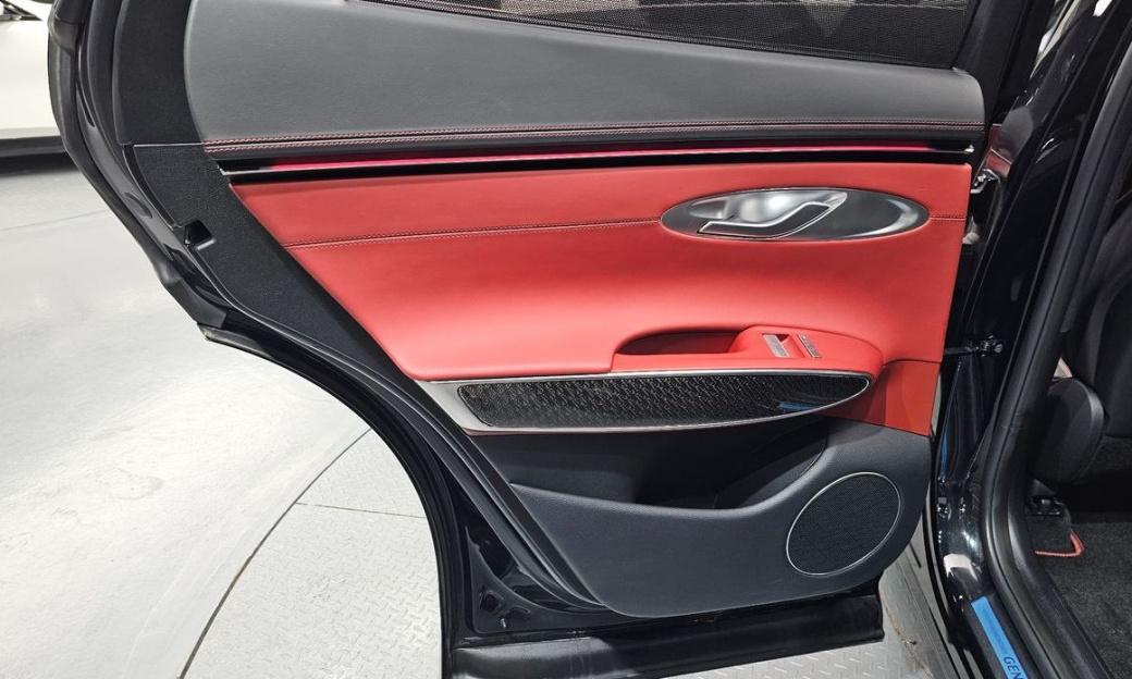 Genesis GV70 2.5T Gasoline 2WD, 2025